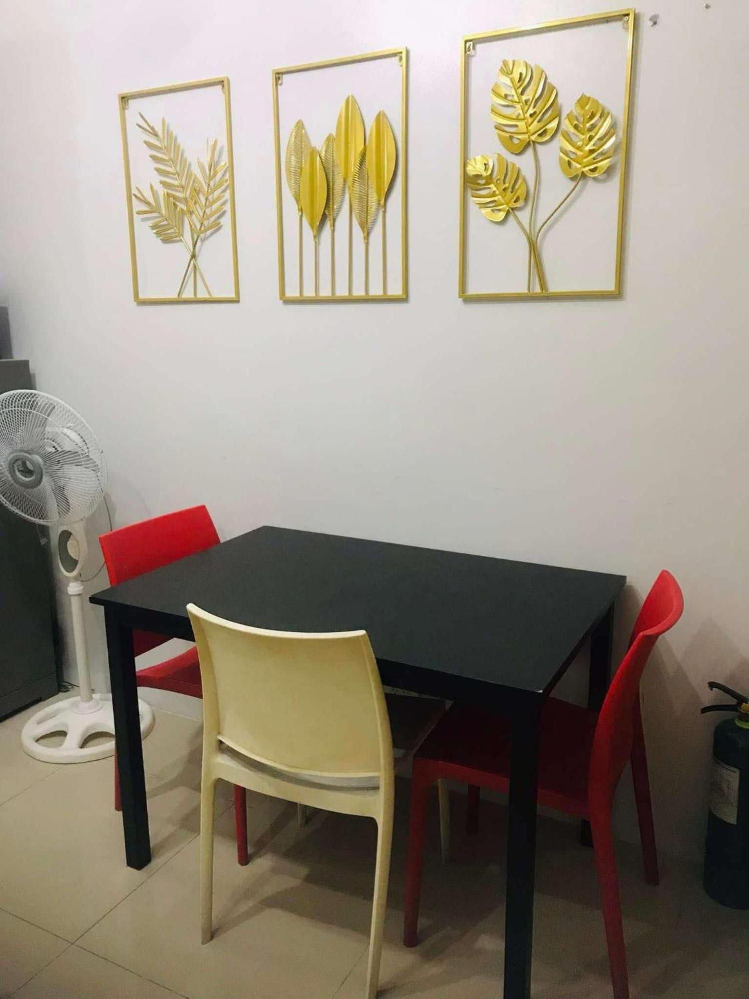 Hotel Pakaths Staycation Grass Residences Manila
