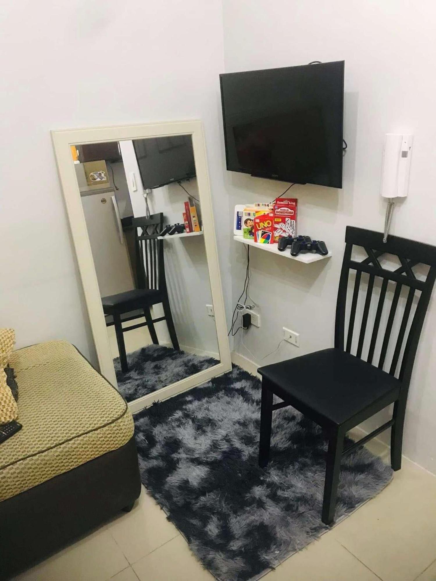 Pakaths Staycation Grass Residences Hotel Manila