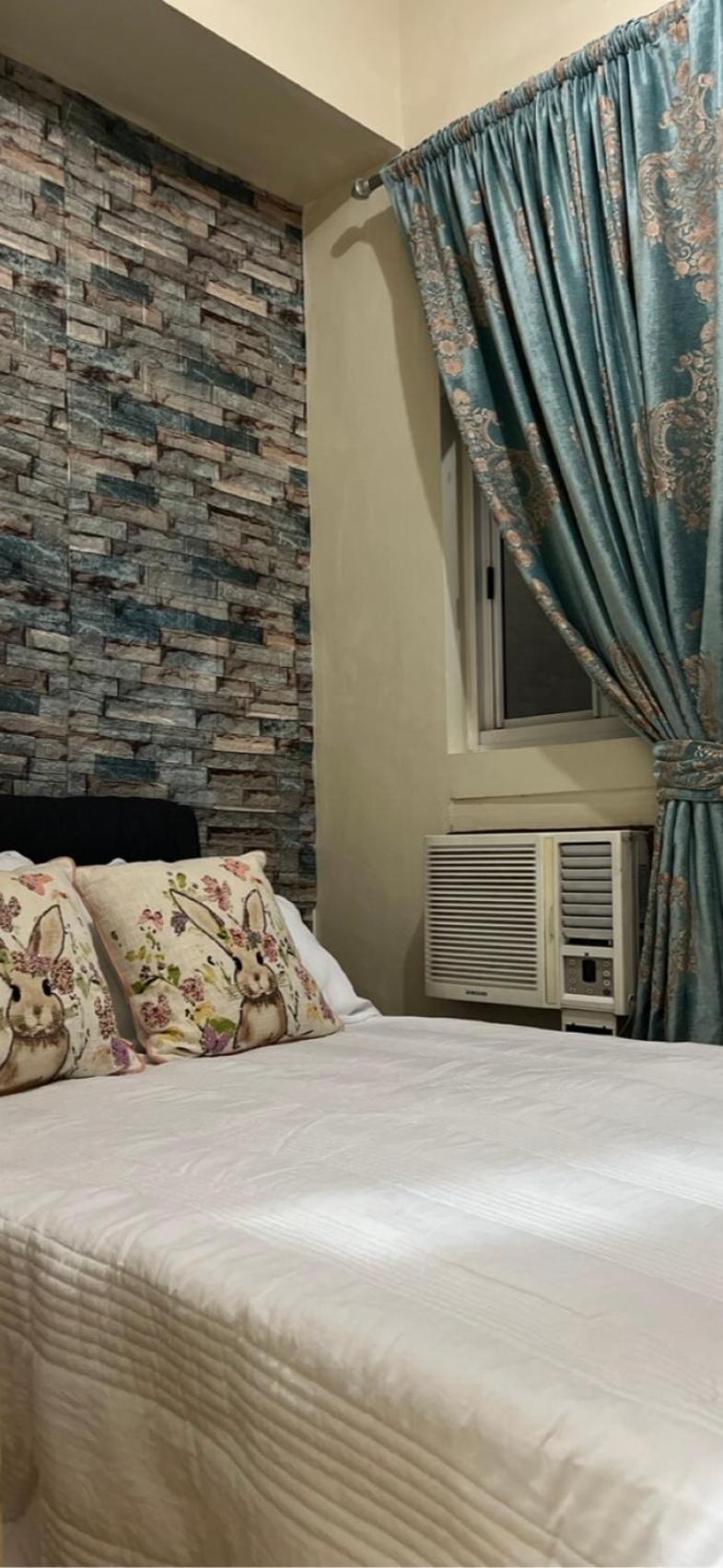 Cozy Near Greenbelt Makati