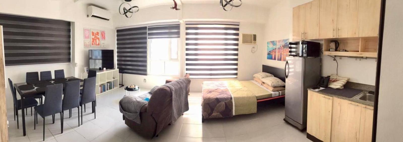 Sm Mezza 1 Residences Gian Thyresse Crib Apartment *