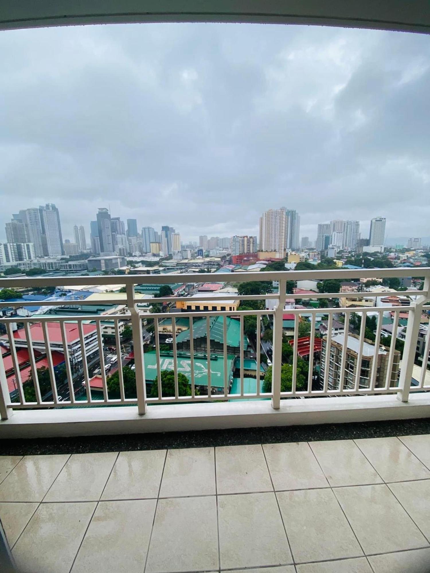 Hotel Fairlane 3510 Pasig City