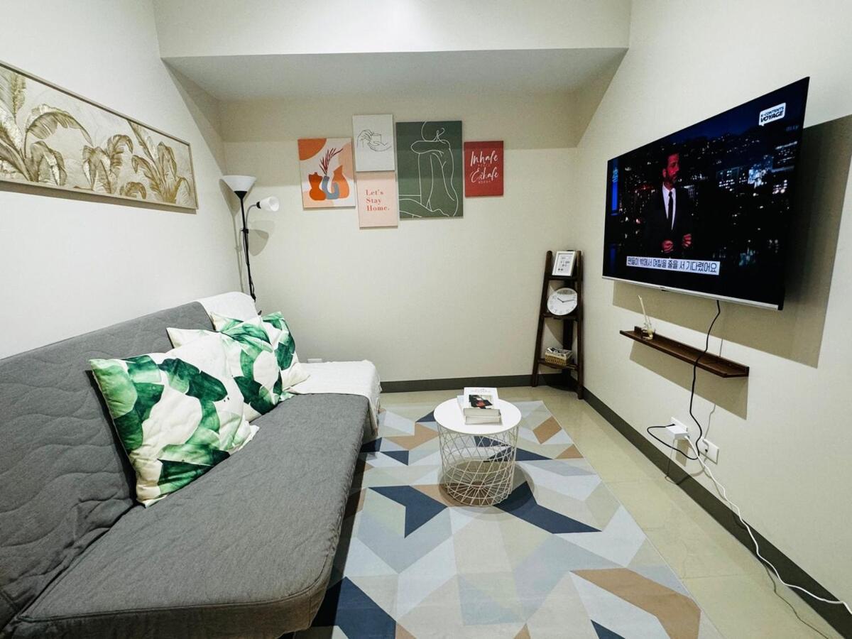 Apartment Cozy 1br At Park Mckinley West Near Bgc & Venice Mall *