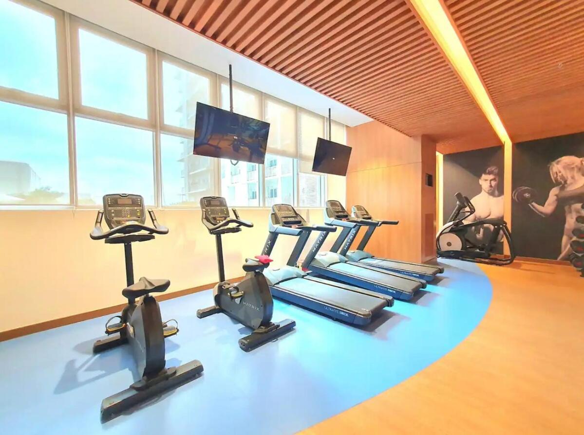 Apartment Cozy 1br At Park Mckinley West Near Bgc & Venice Mall *