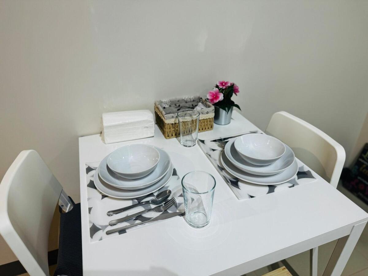 Cozy 1br At Park Mckinley West Near Bgc & Venice Mall * Manila