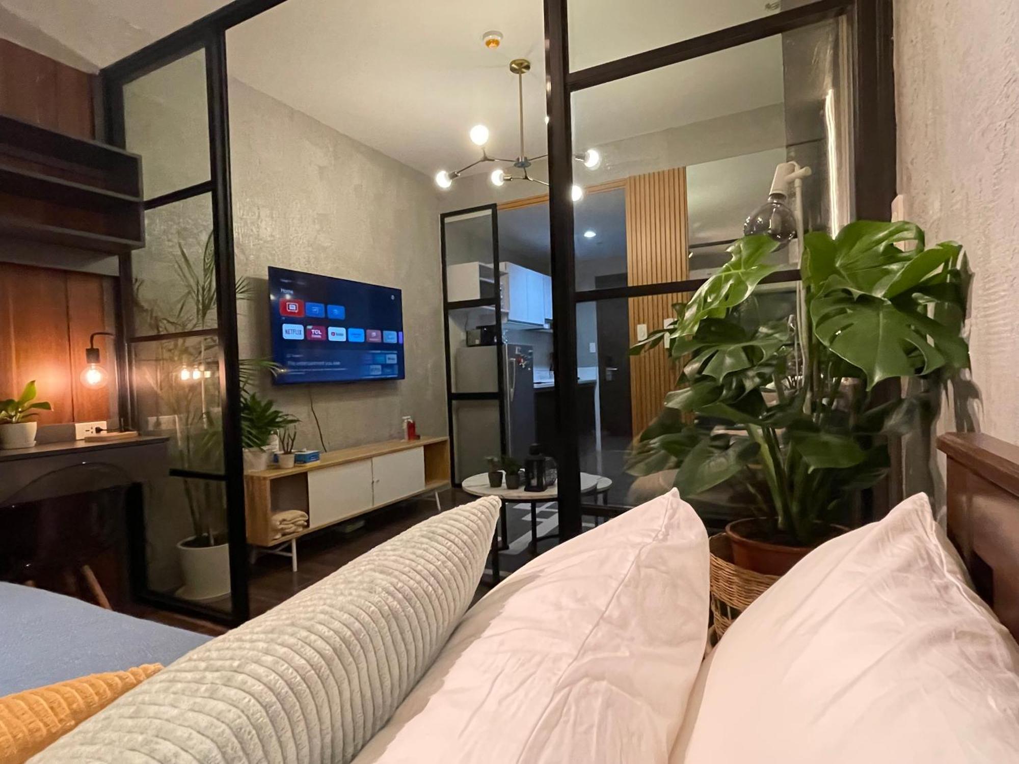 Apartment Luxurious 500mbps 1br In Makati