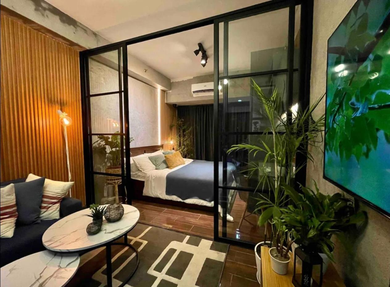 Luxurious 500mbps 1br In Makati Apartment