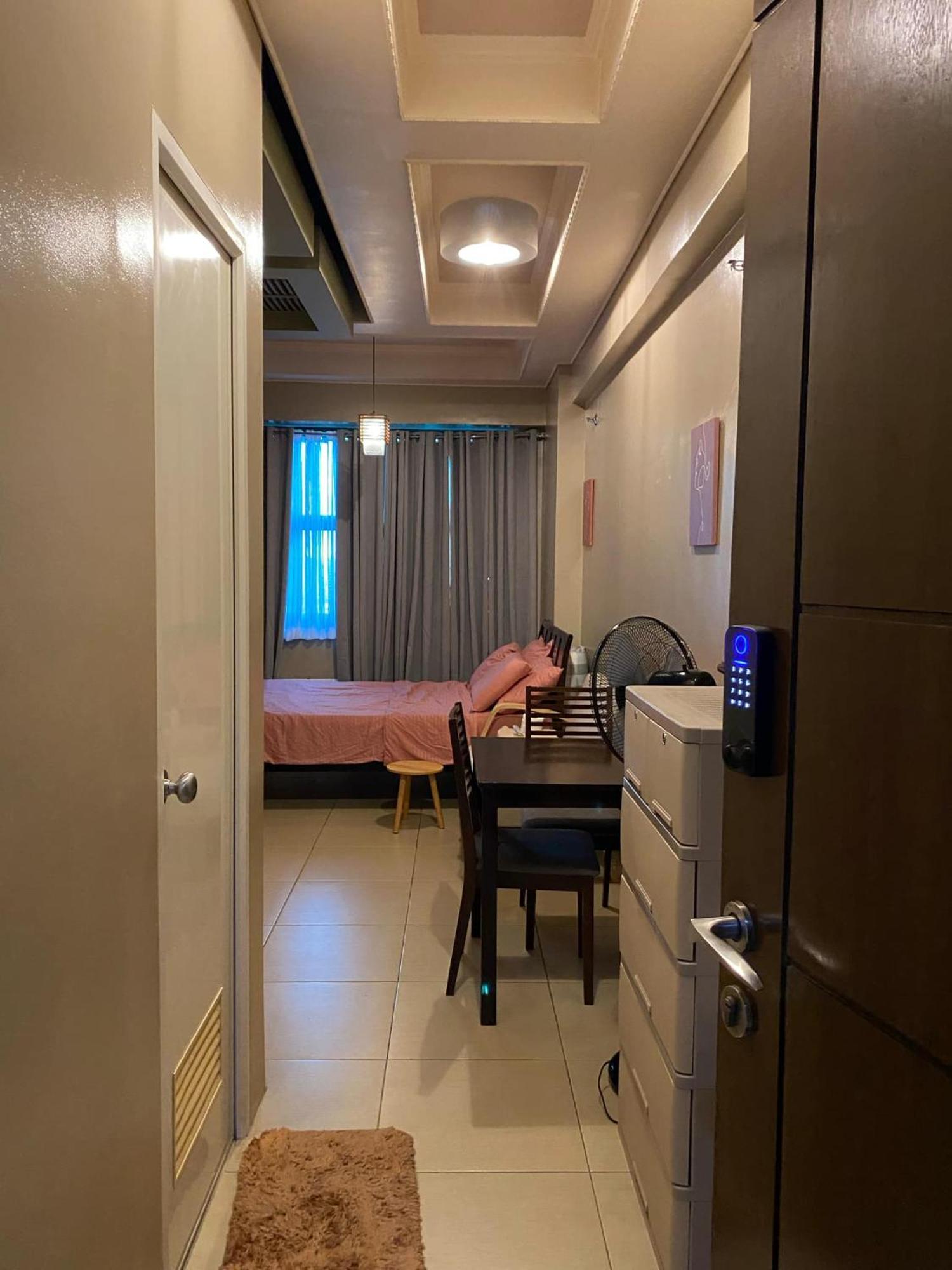 Unit At Symphony Towers, Timog, Quezon Aparthotel
