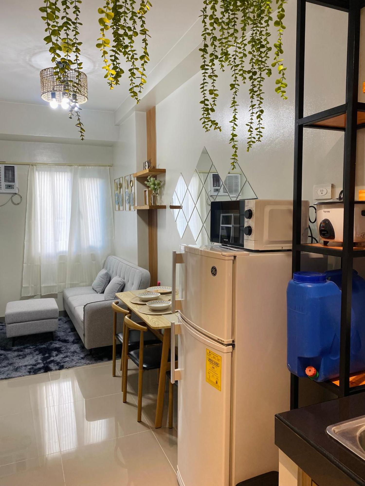 Apartment R & A Enclave Manila