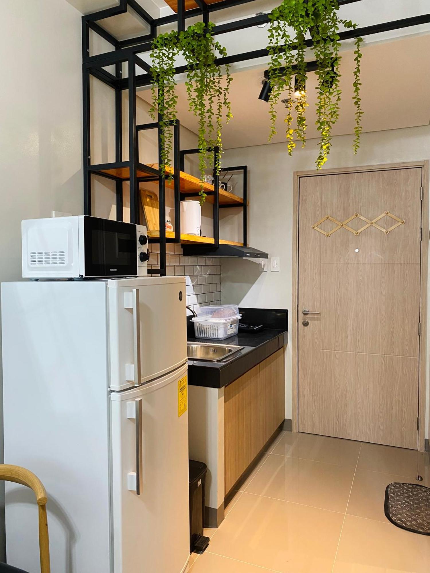 R & A Enclave Apartment