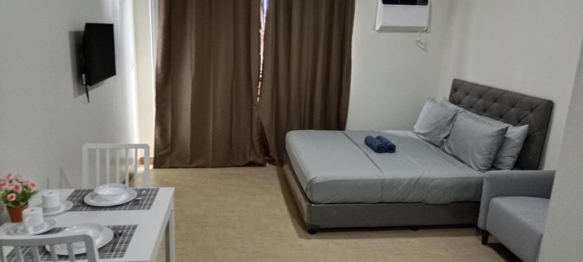 Kristal Place *