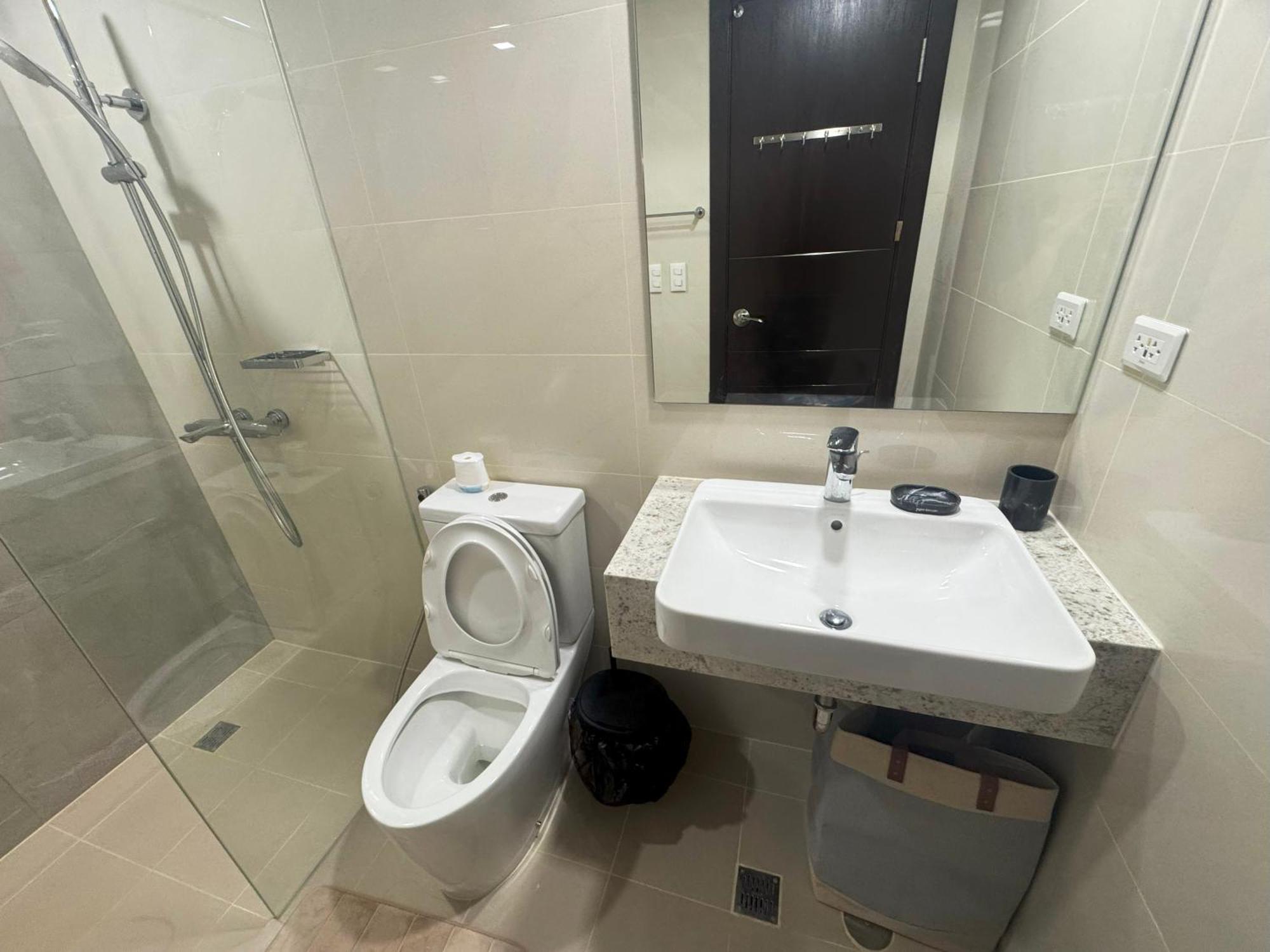 Elegant 1 Bedroom With Great Facilities And Perfect Location Manila