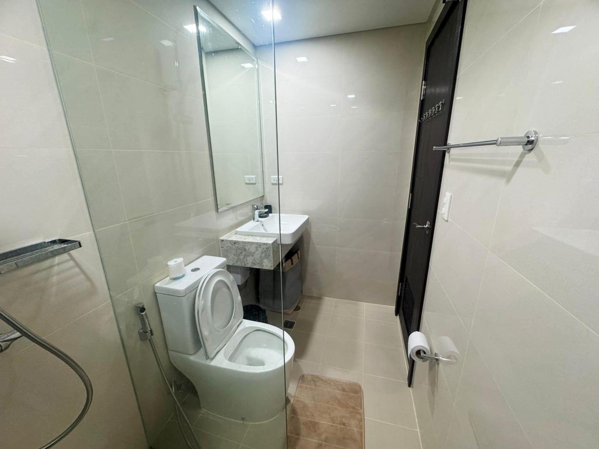 Elegant 1 Bedroom With Great Facilities And Perfect Location Apartment