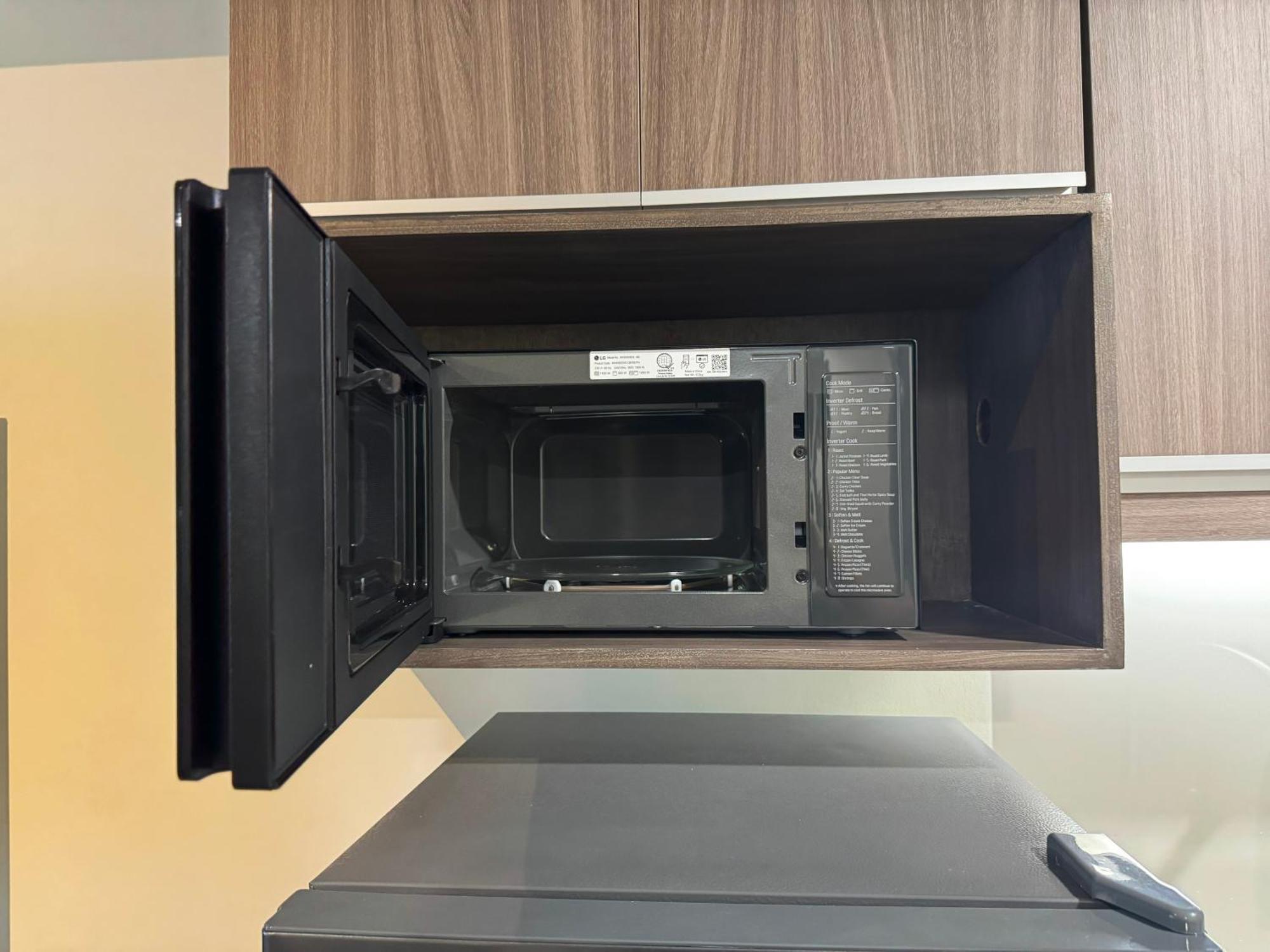 Apartment Elegant 1 Bedroom With Great Facilities And Perfect Location