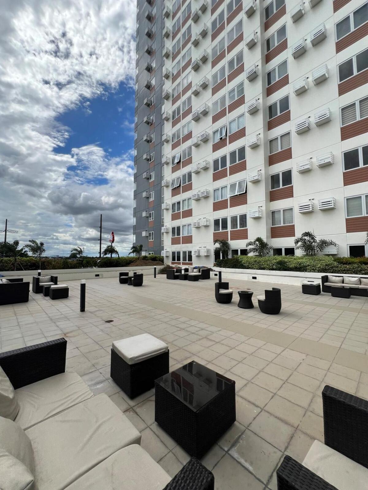 Ananda Square