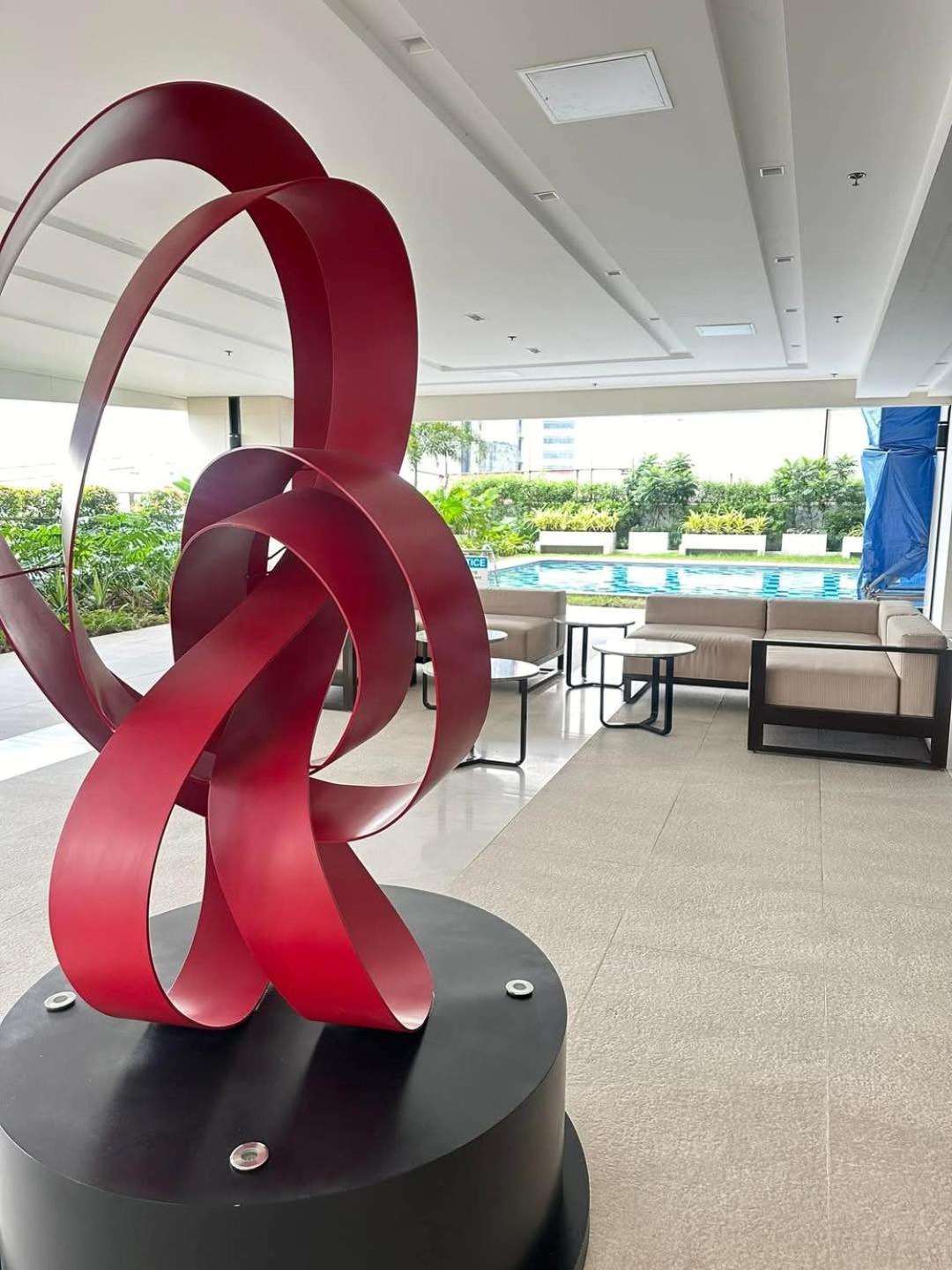 Hyrcondotel Manila
