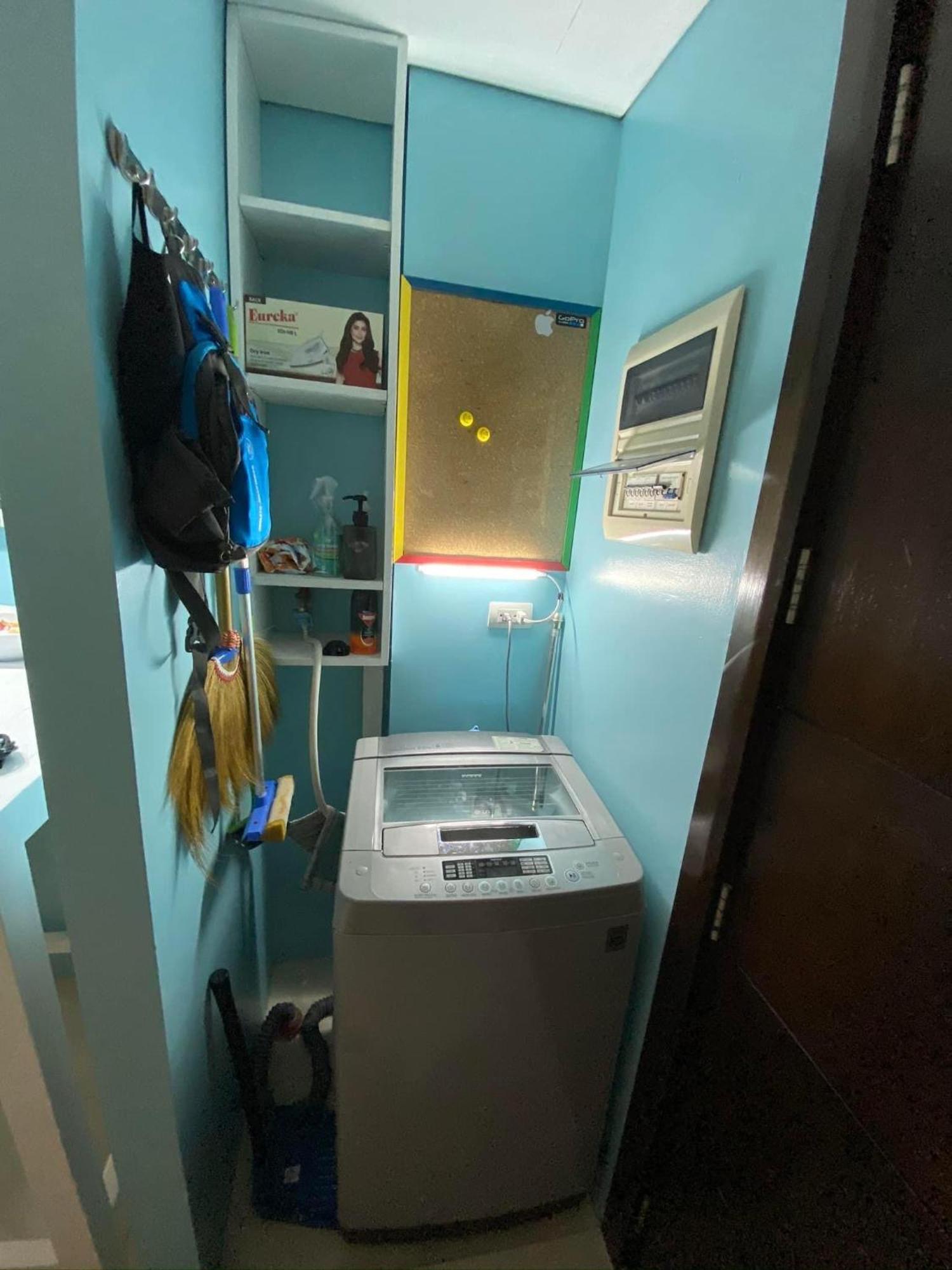 Aparthotel Cozy Right Across International Airport Terminal 3 Manila