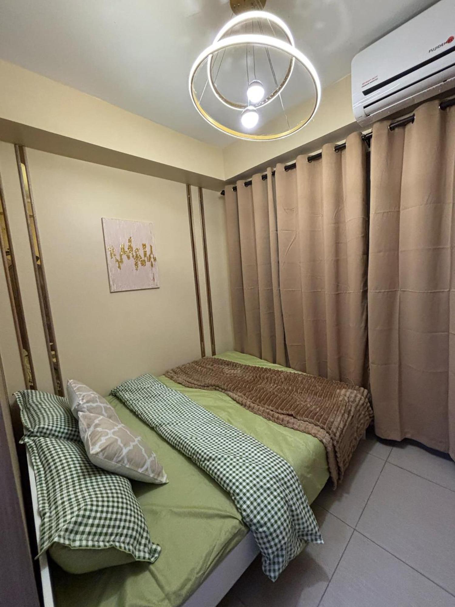 Shore Residences Tower D Moa Apartment Manila