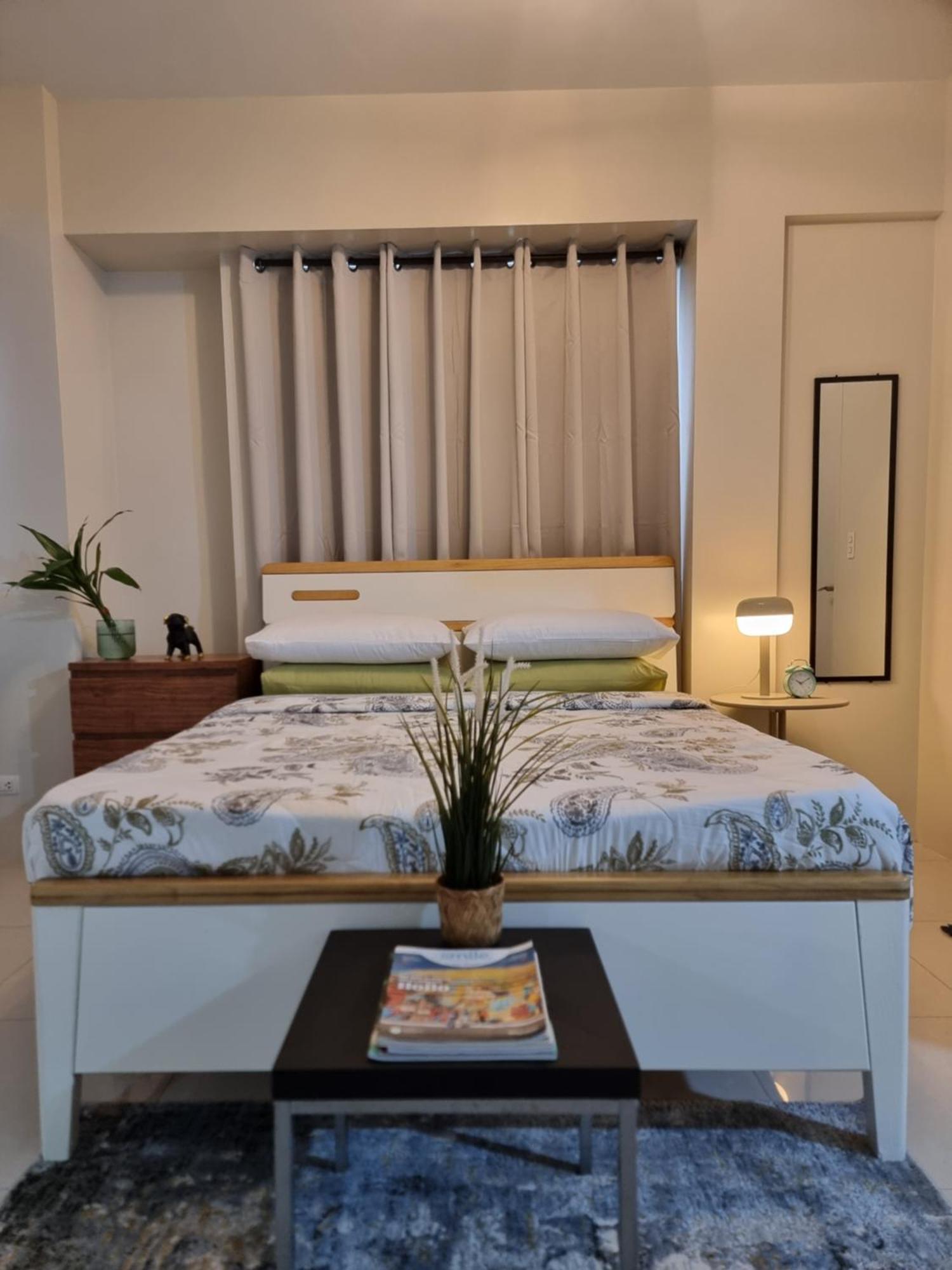 Apartment One Palm Tree Manila