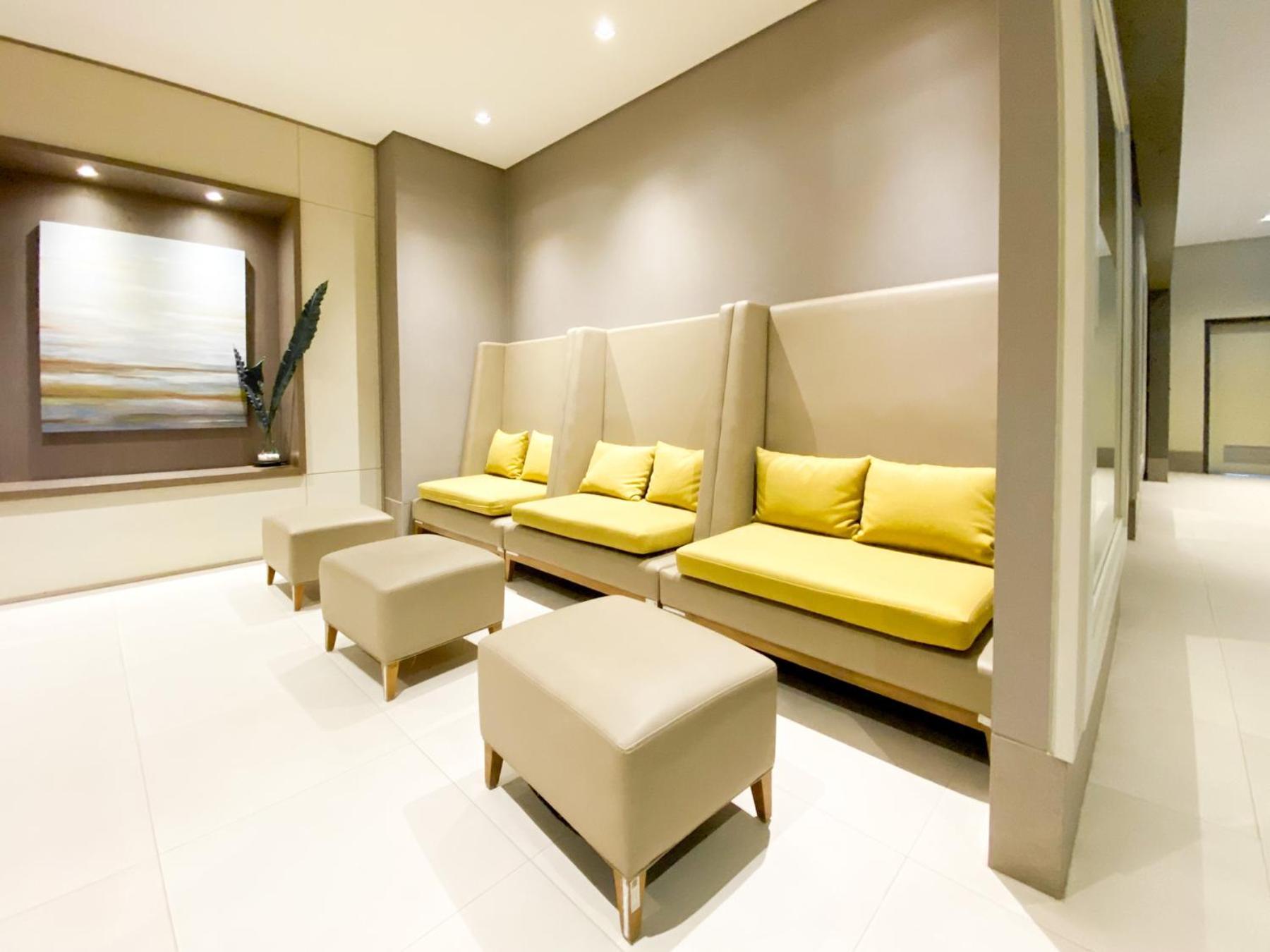 Aparthotel Full-serviced Residential In One Uptown Residences, Bgc *