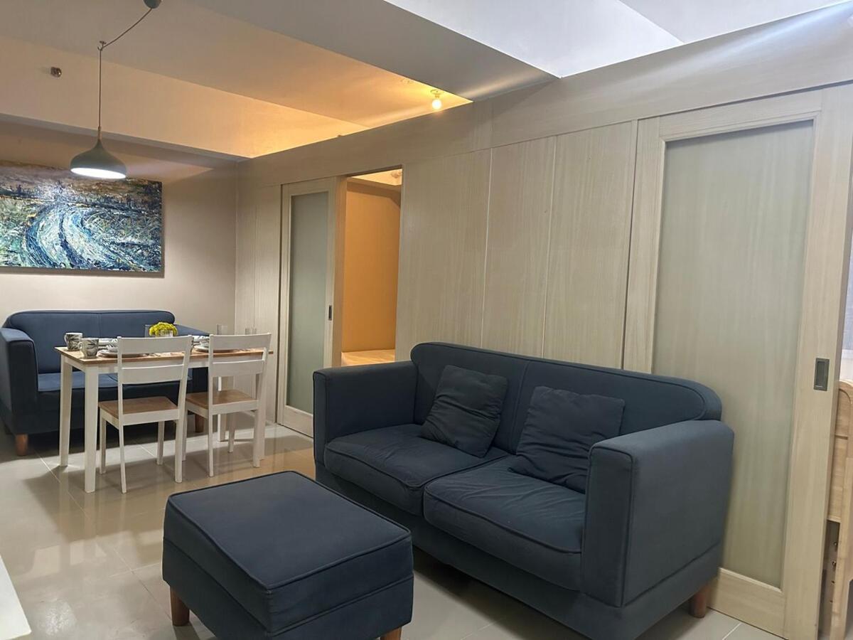Modern & Cozy Two Br In Jazz Residences Makati