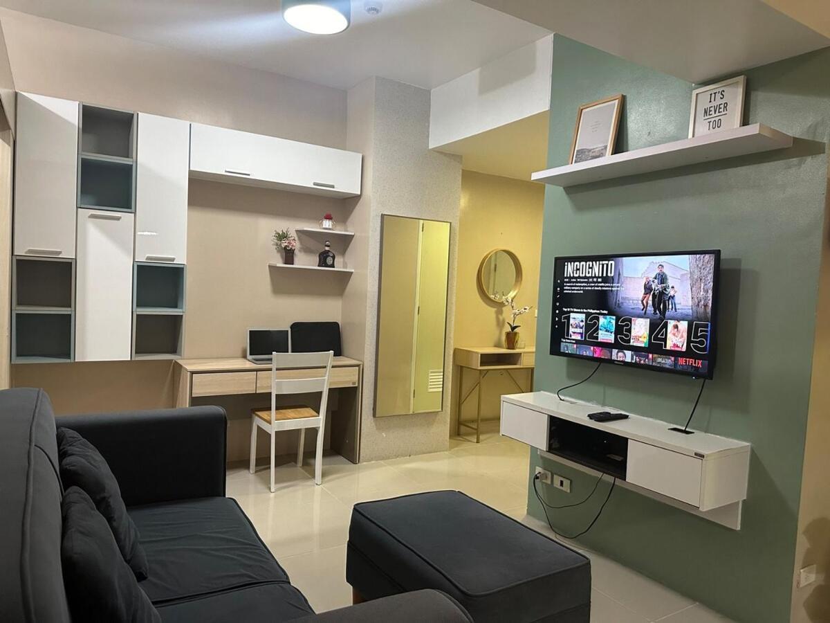 Modern & Cozy Two Br In Jazz Residences Makati