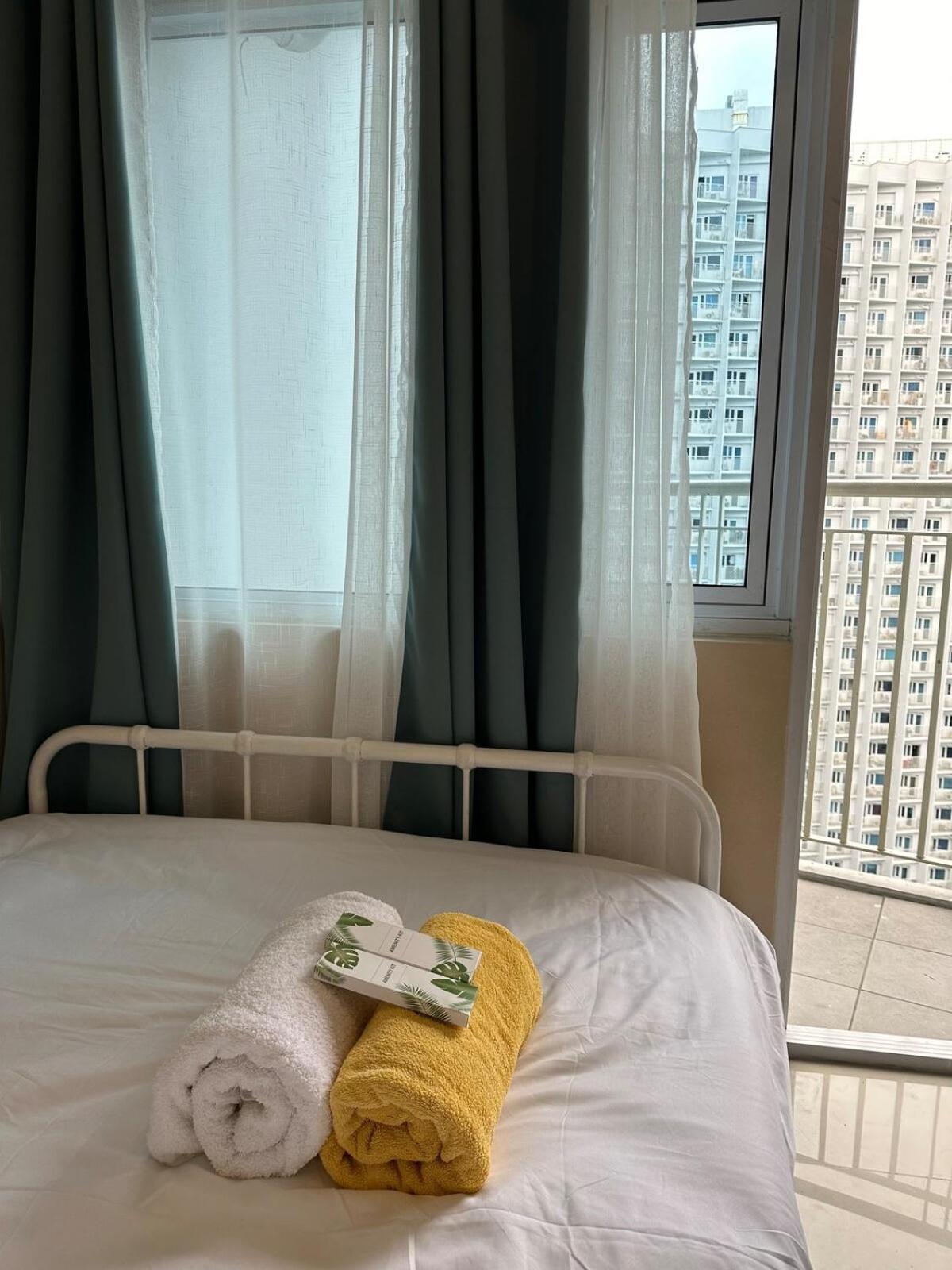 Modern & Cozy Two Br In Jazz Residences Makati