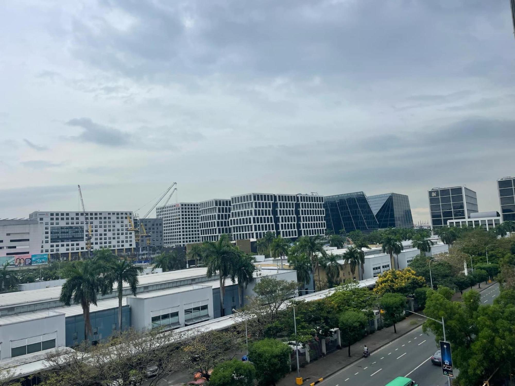 Dms Staycation Moa View Aparthotel *