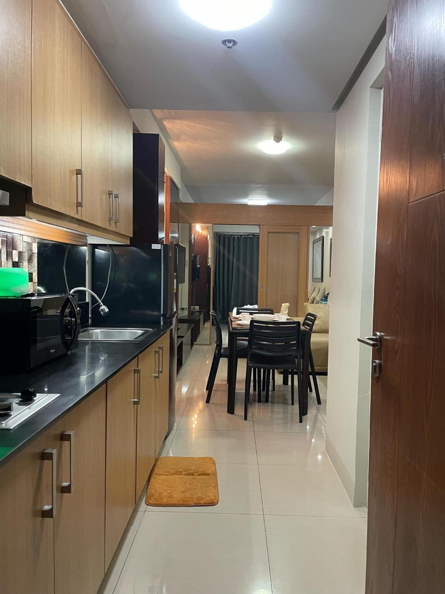 Aparthotel Dms Staycation Moa View *