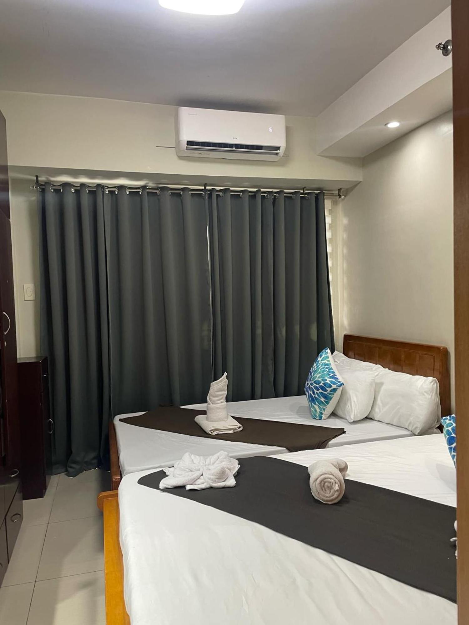 Dms Staycation Moa View