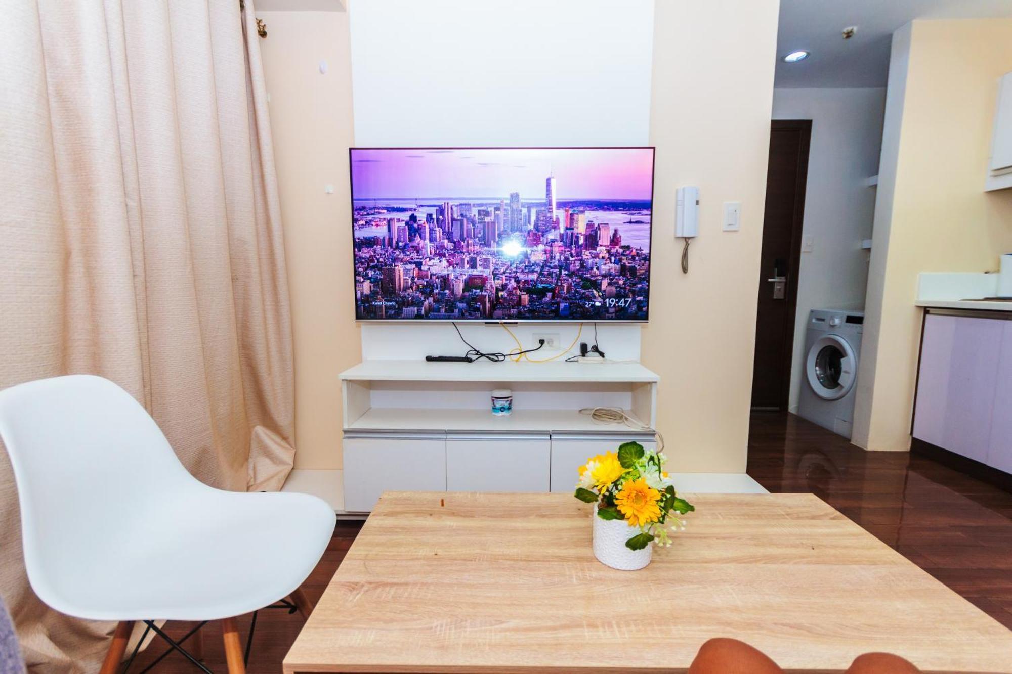 Apartment 2 Bedroom Air Makati Penthouse Swimgym 300netflix 5249