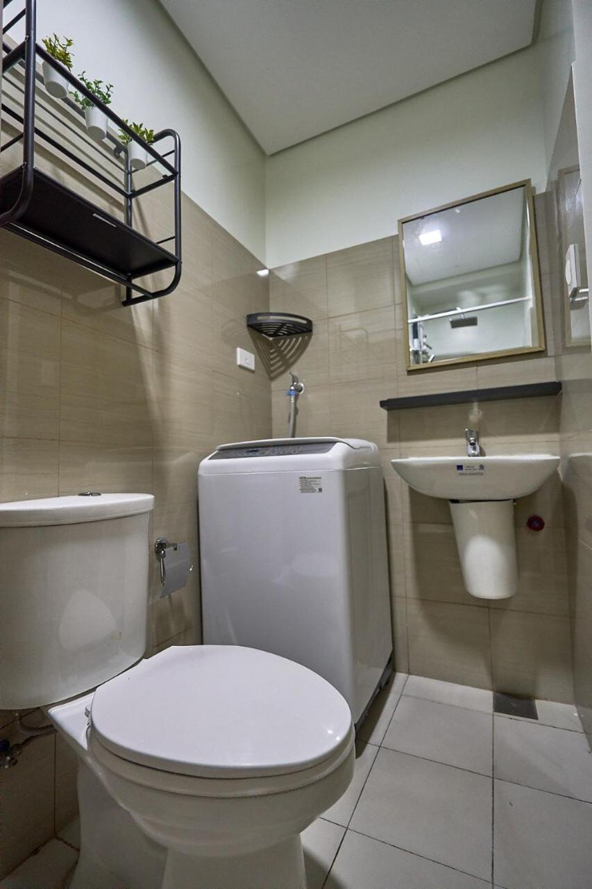 Cozy Space Near Mall Of Apartment Manila