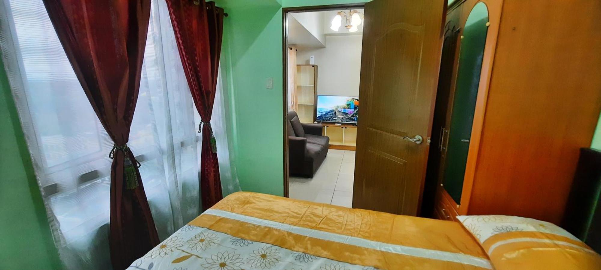 1 Bedroom With Living Condotel The Beacon Makati Manila
