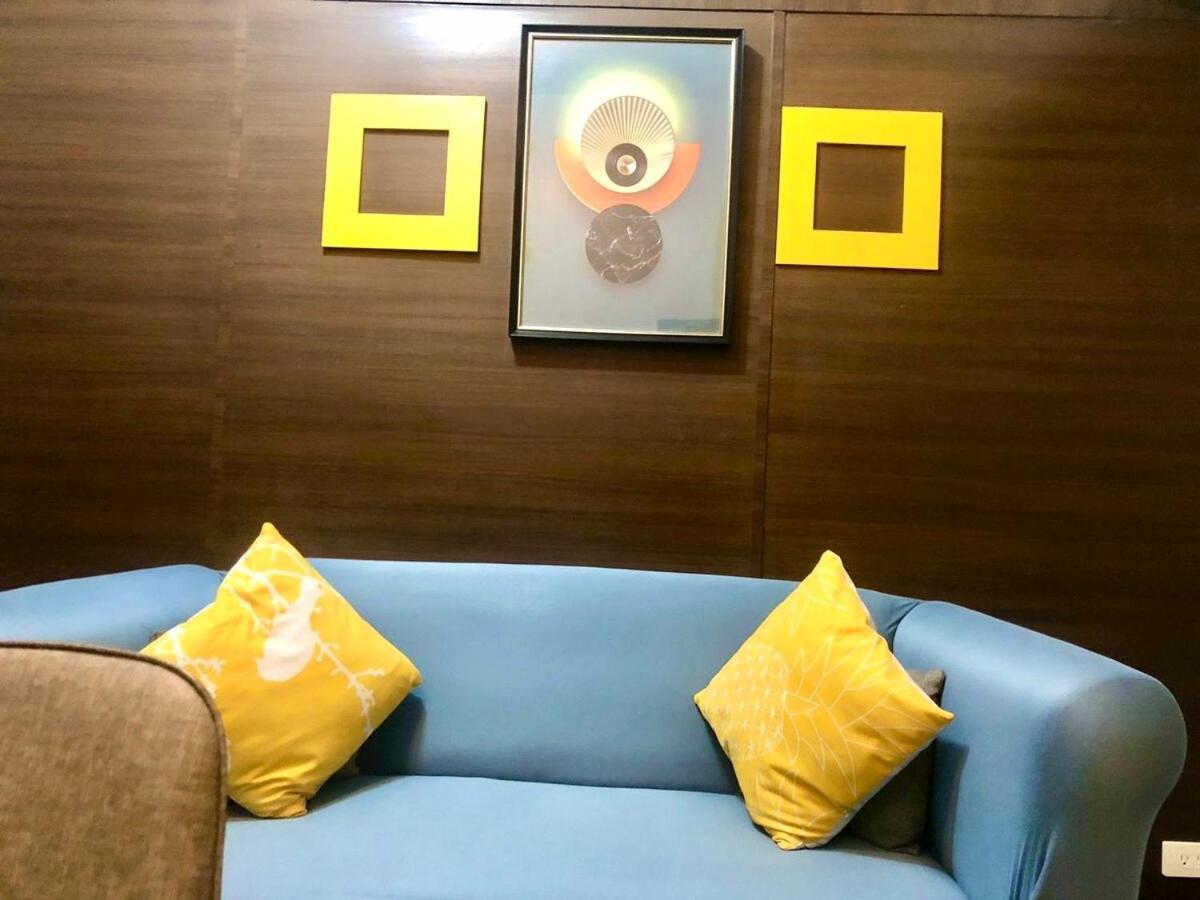 Apartment Stylish 2br At Air Residences In Makati