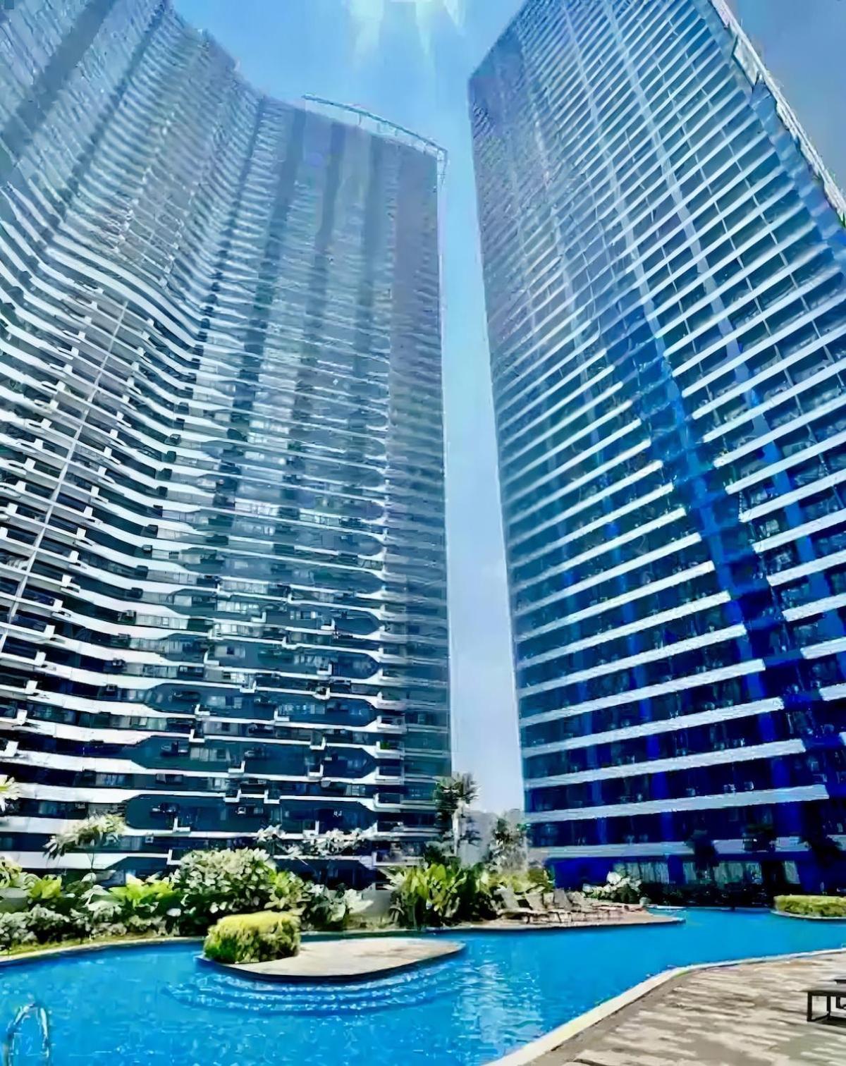 Stylish 2br At Air Residences In Makati *