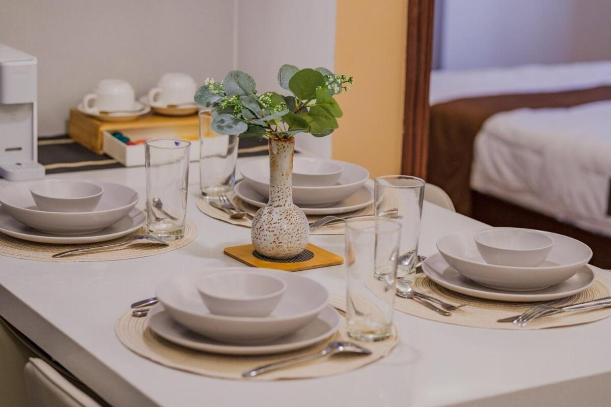 1br In Pasay - The Radiance Bay Apartment