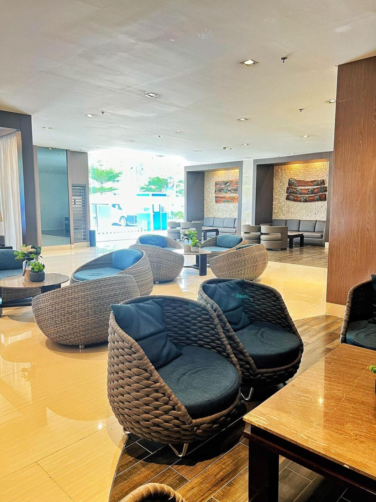 Bay, Seaside Living Near Moa, Unit Apartment *