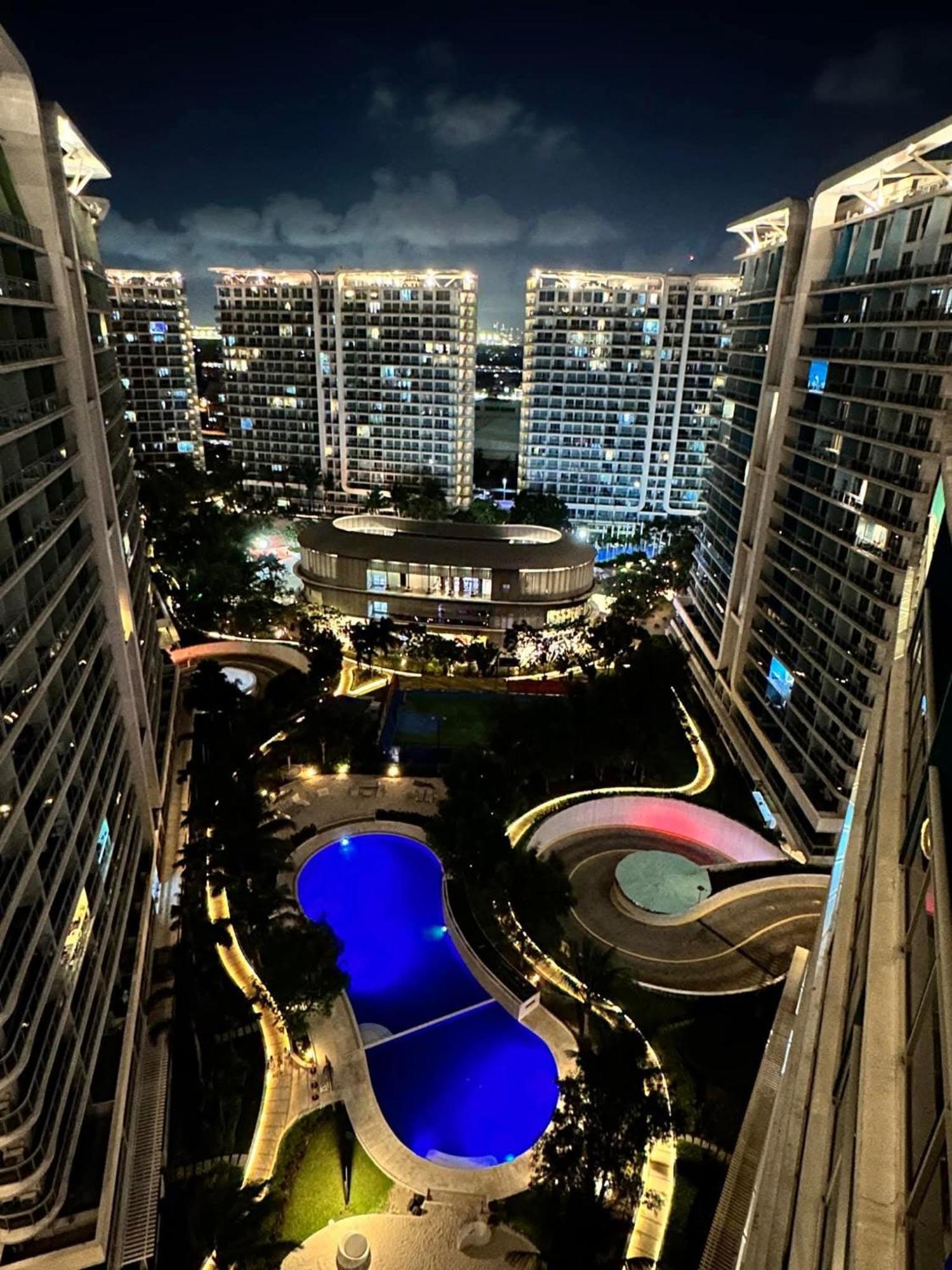 The Bahamas & Maldives By Azure Urban Residences *