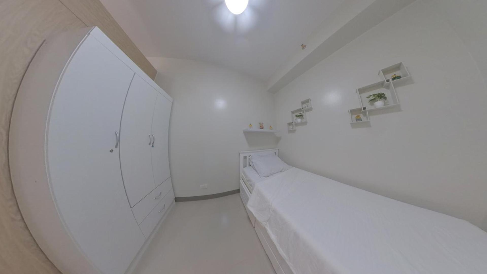 Urbanease Living At Charm Residences Near Sta Lucia Mall And Robinsons Mall Manila