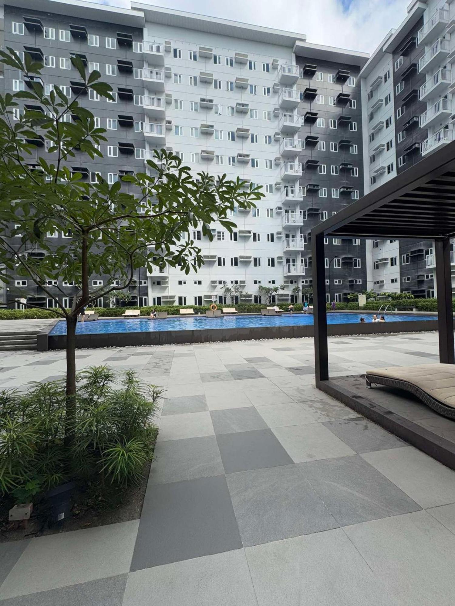 Apartment R & A Enclave Manila