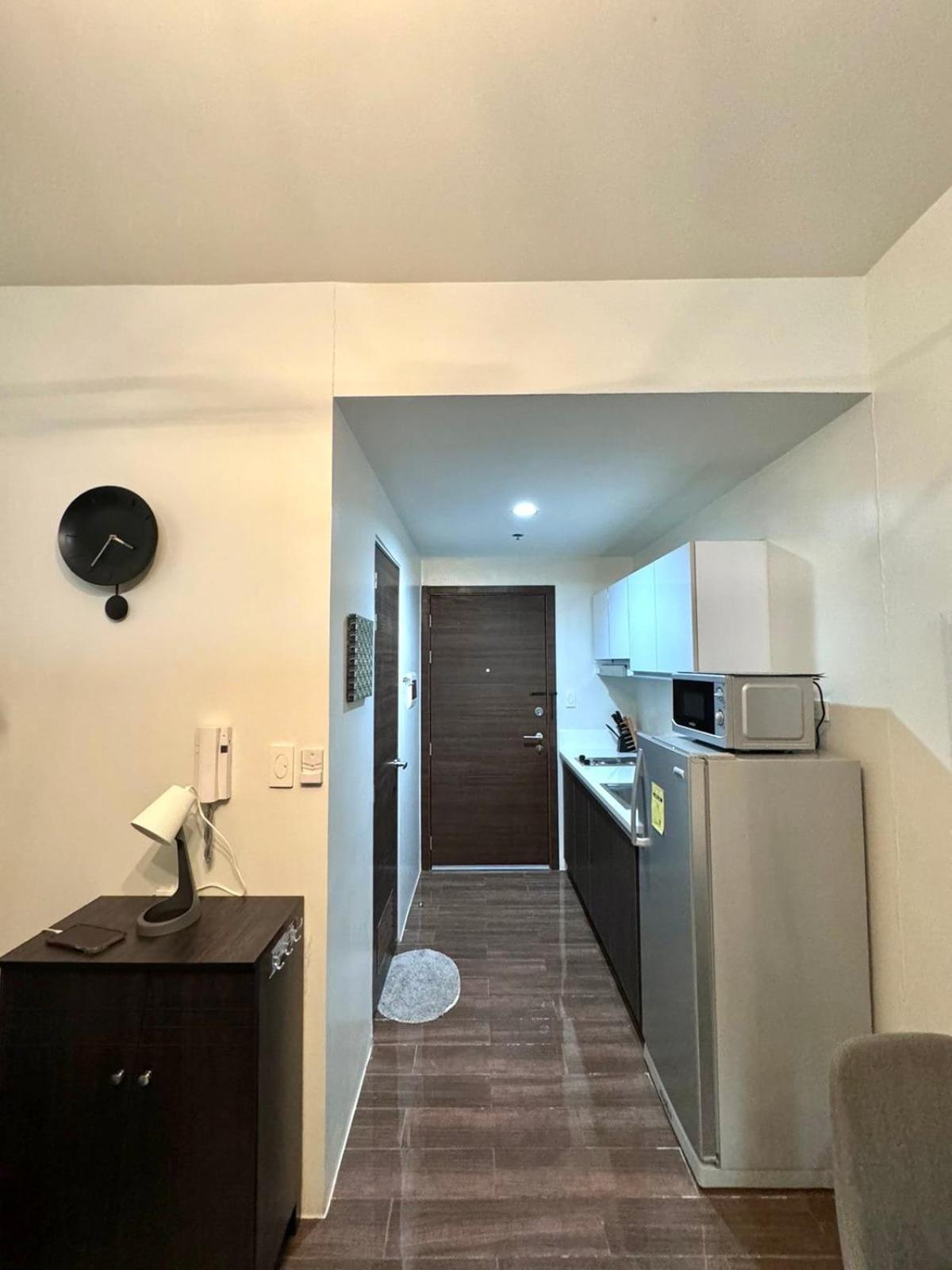 1 Bedroom In Makati Business District Apartment Manila