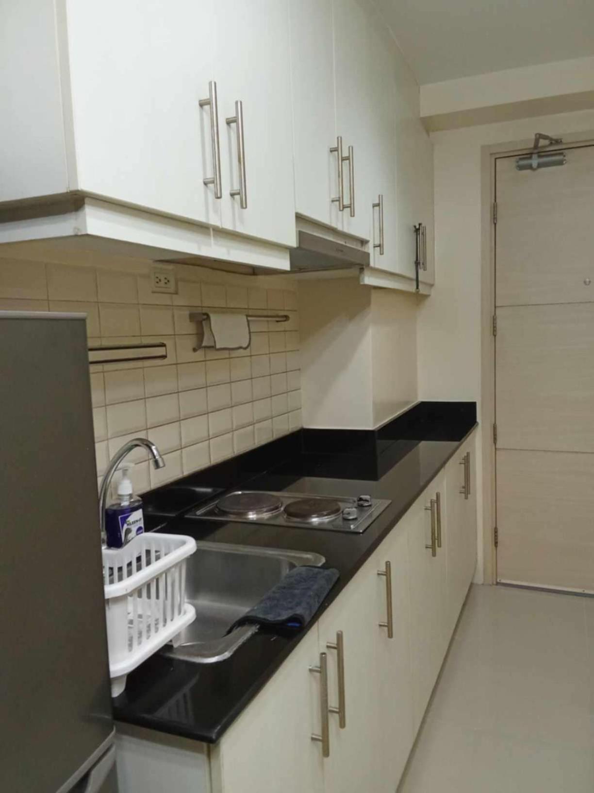 Apartment Sea Residences Xyrille Manila