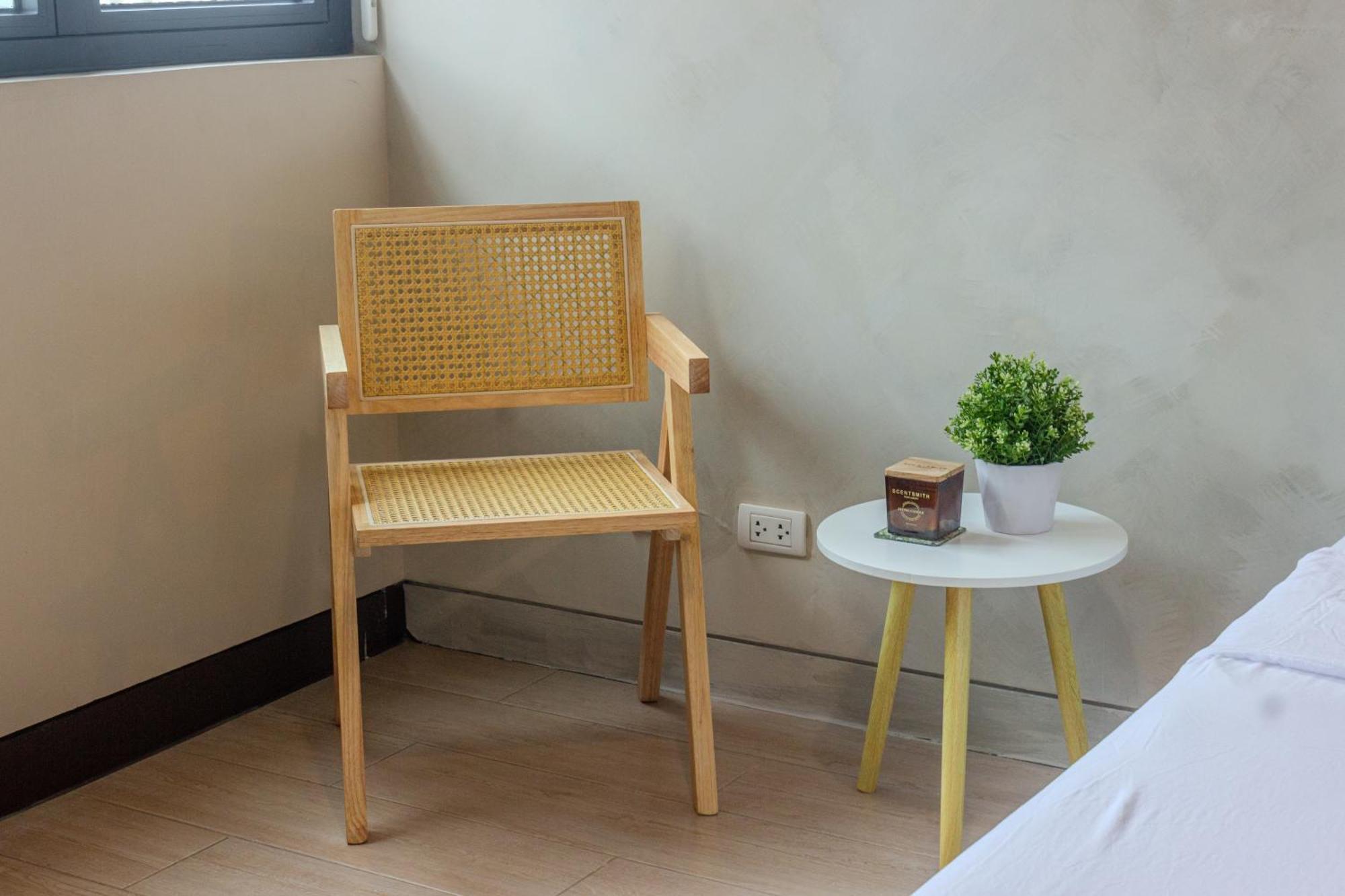 Cozy In Salcedo Makati