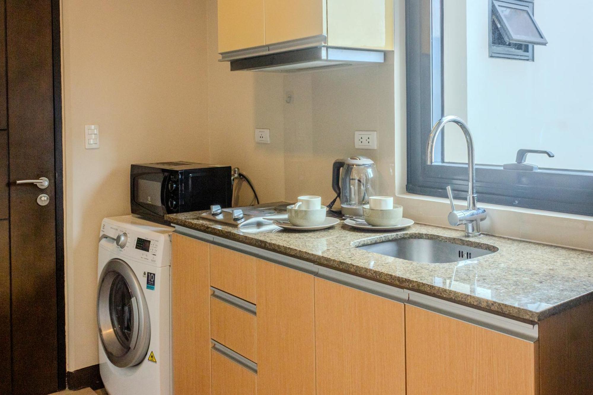 Cozy In Salcedo Makati Apartment *