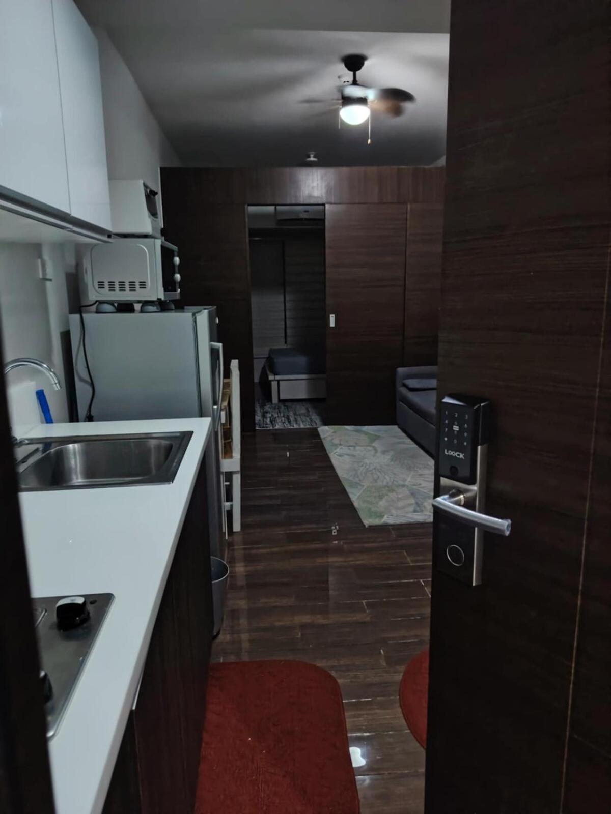 1 Bedroom Cozy And Relaxing Place Apartment Manila