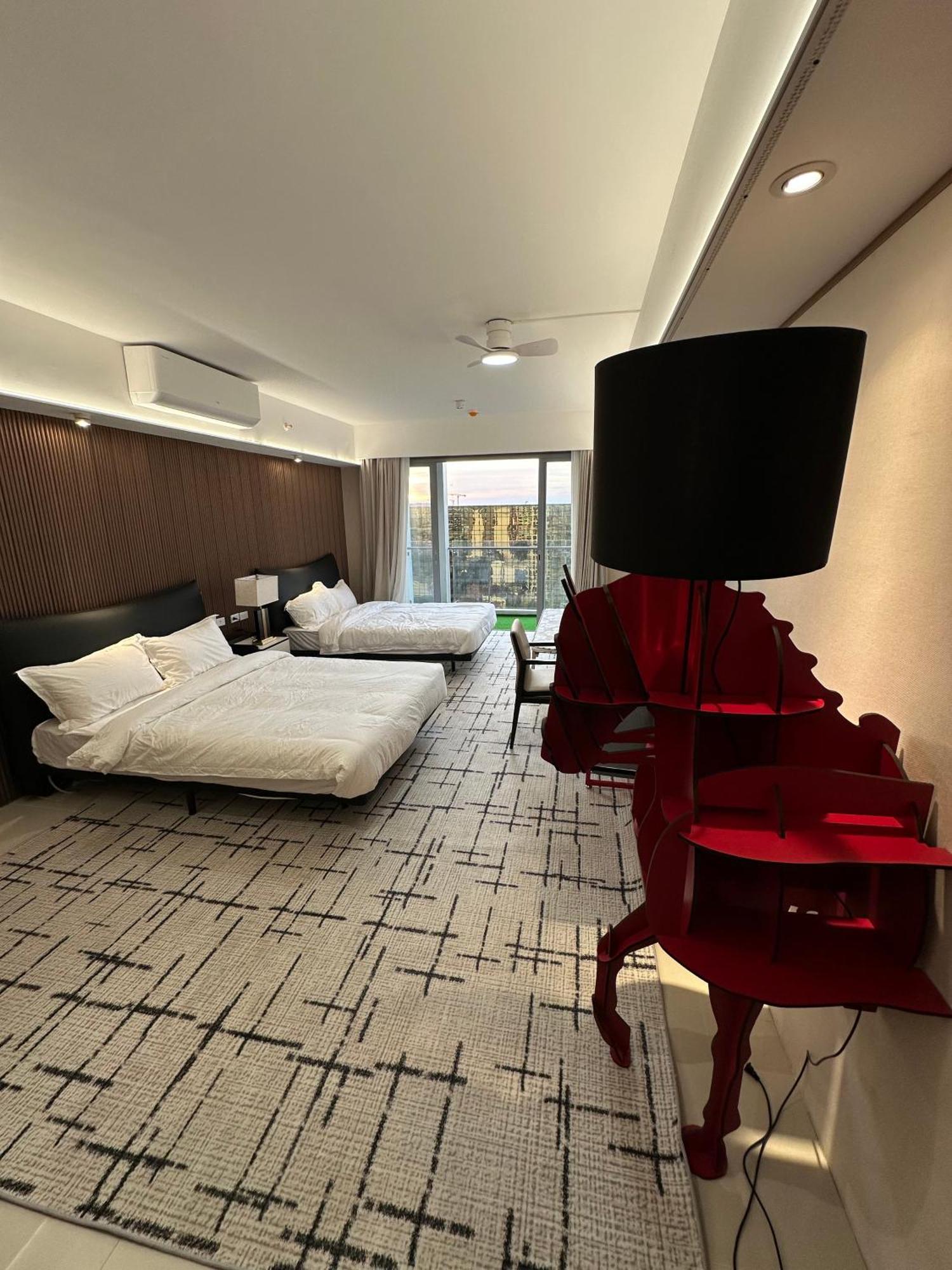 Apartment Luxury Penthouse Near Of Dreams Casino1
