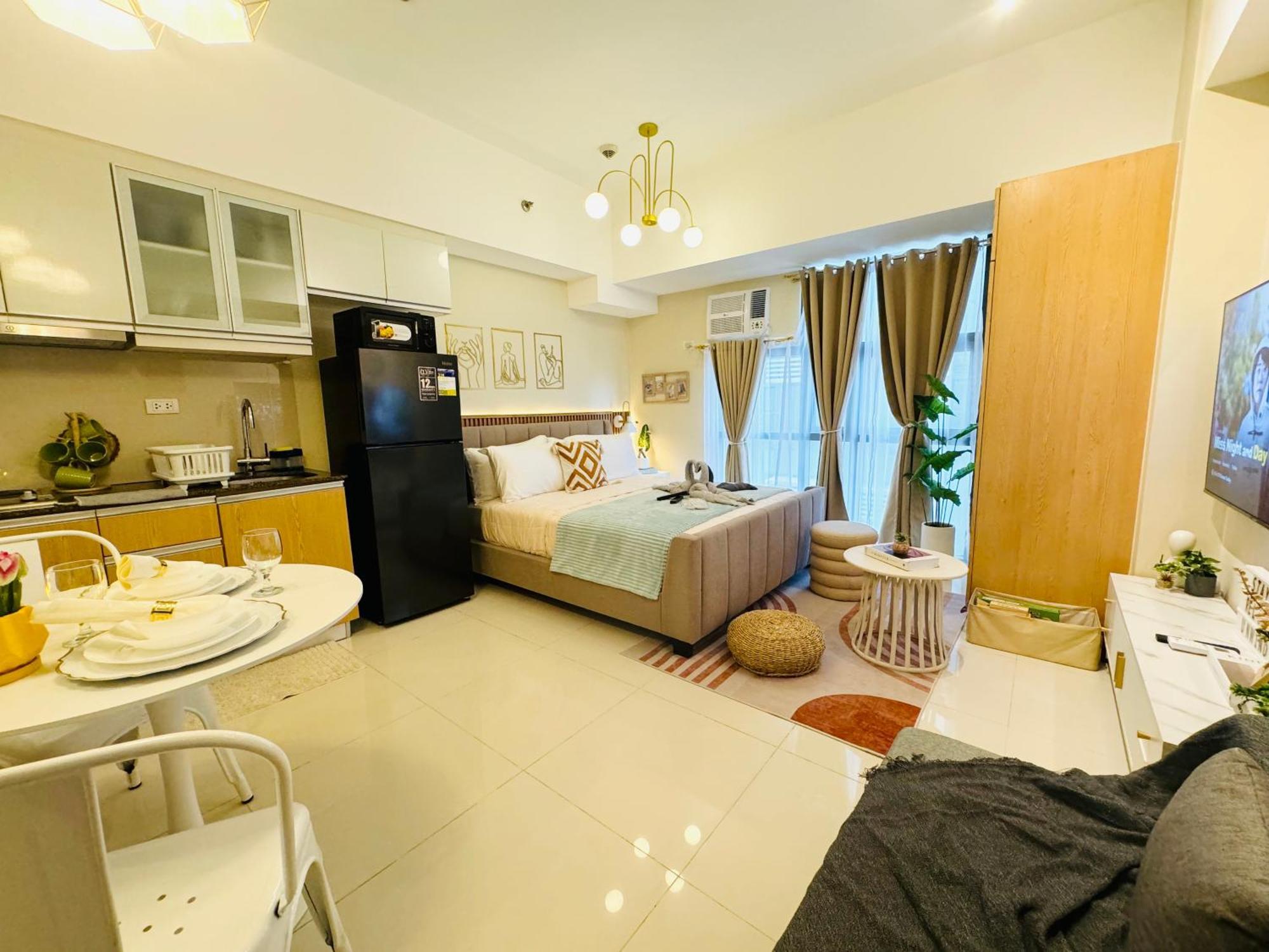 Aparthotel Cozy In Viceroy Near Venice Mall Manila
