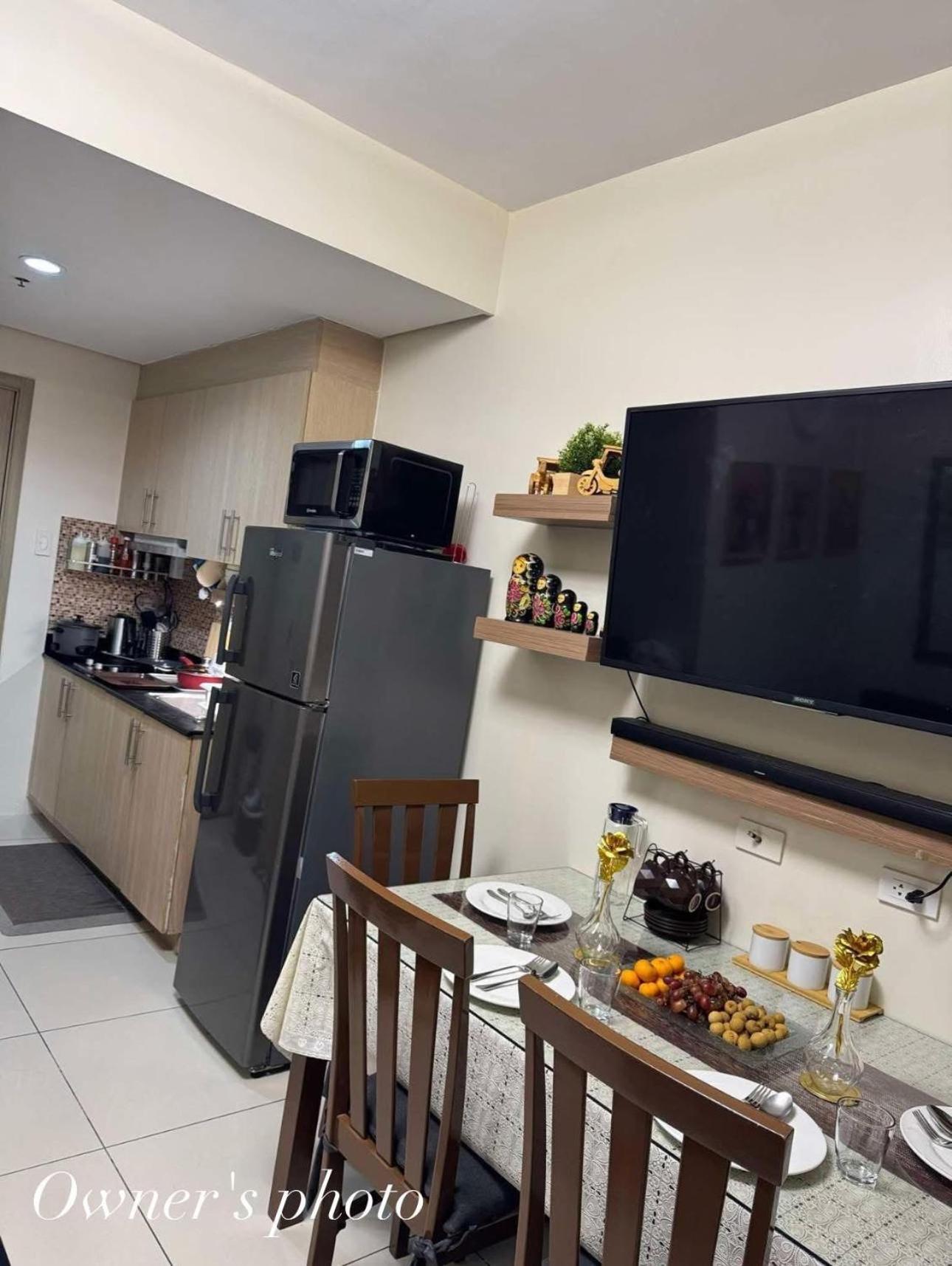 Juvrey 1 Bedroom Unit With Balcony Aparthotel Manila