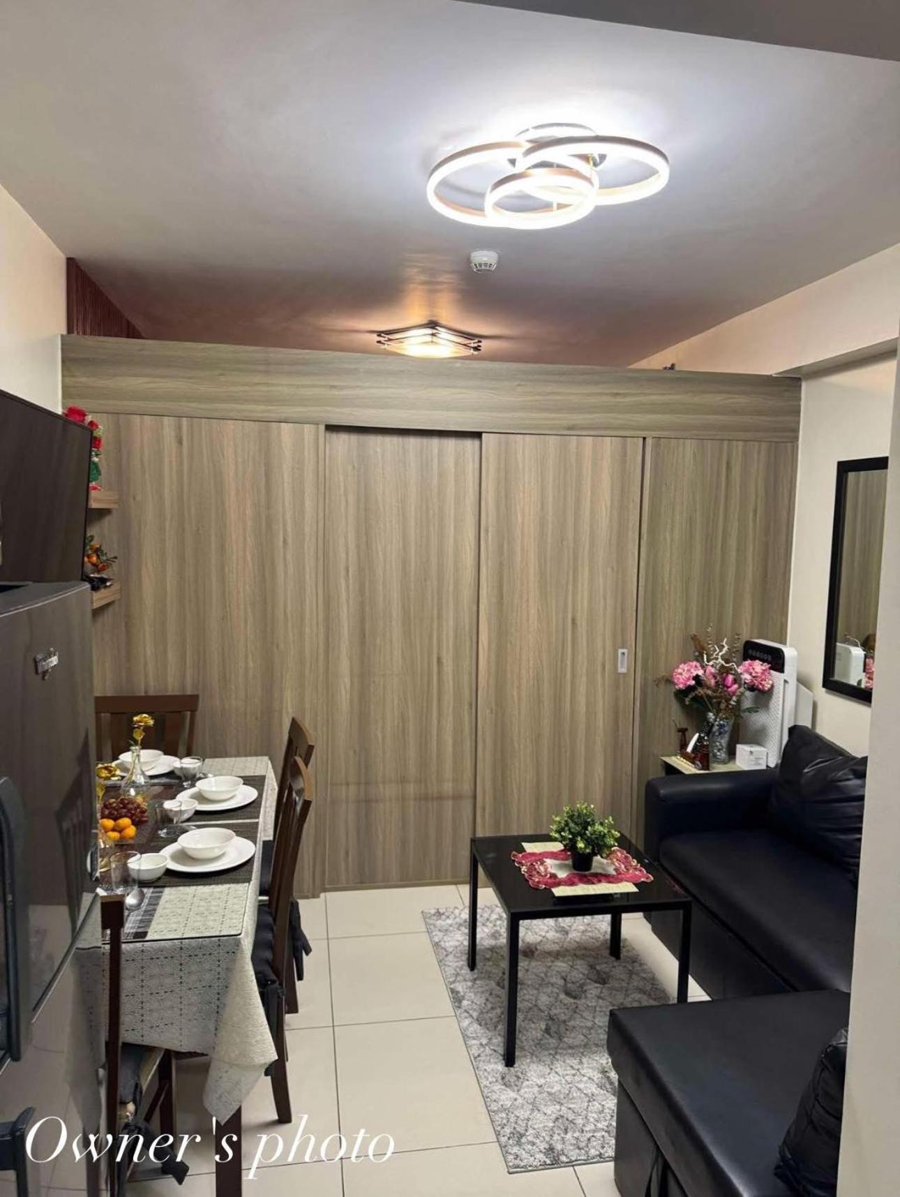 Juvrey 1 Bedroom Unit With Balcony * Manila