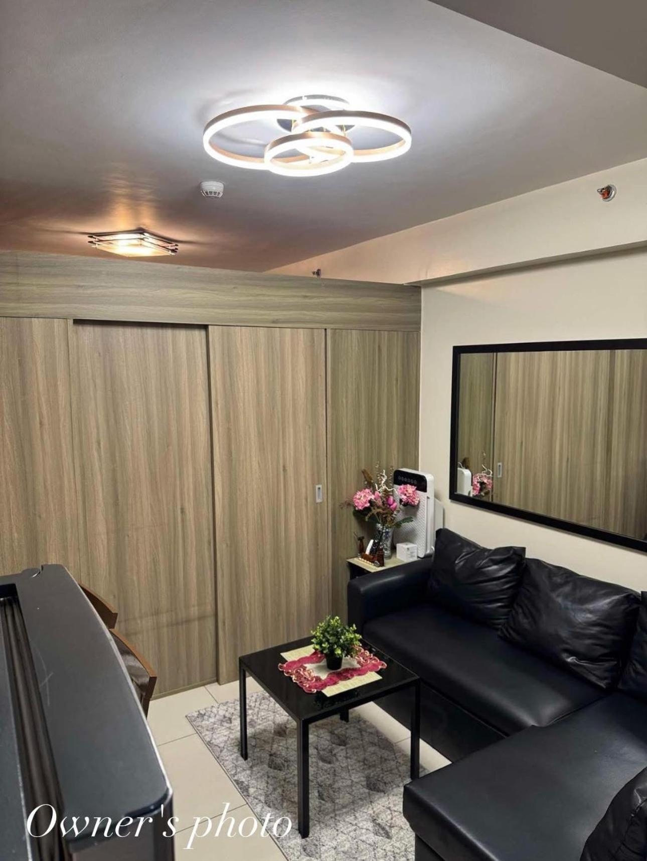 Juvrey 1 Bedroom Unit With Balcony