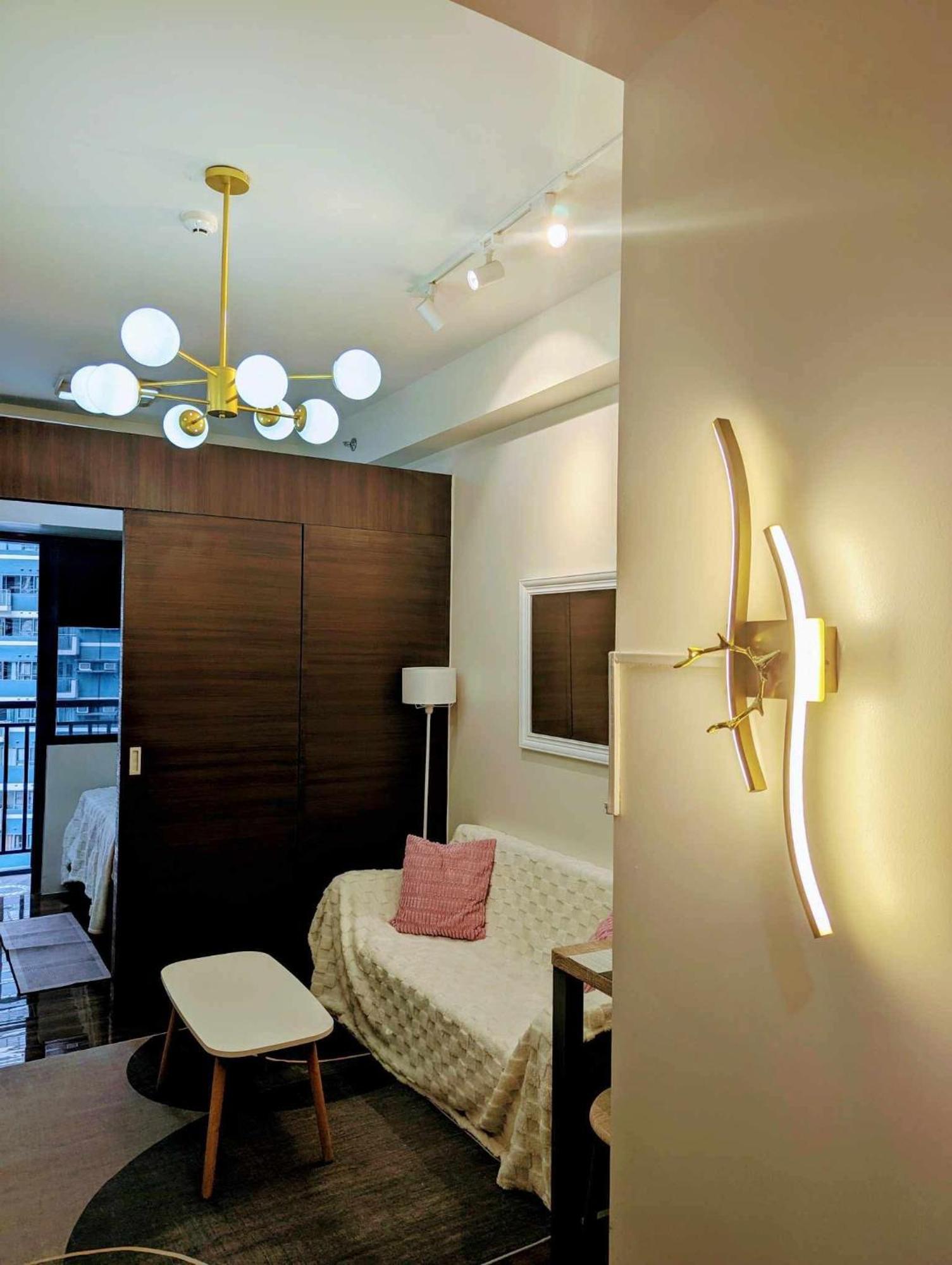 Wanderers Nest Air Residences Makati * Manila